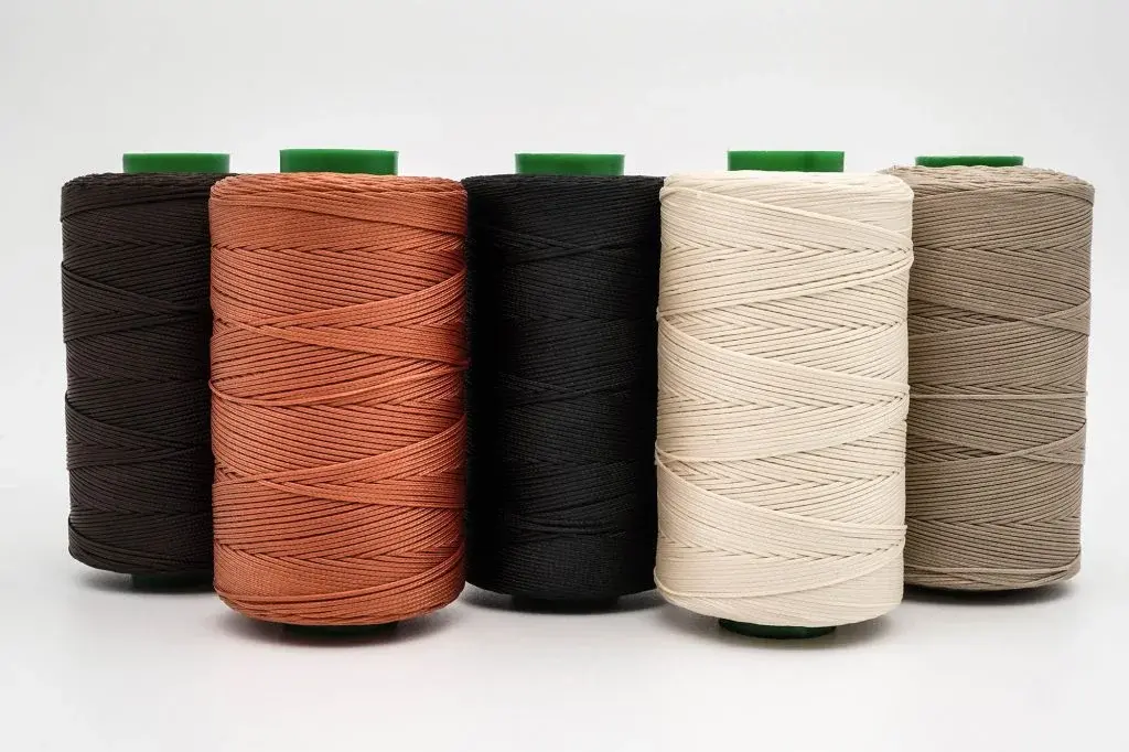 Zircon Wax Polyester Braids